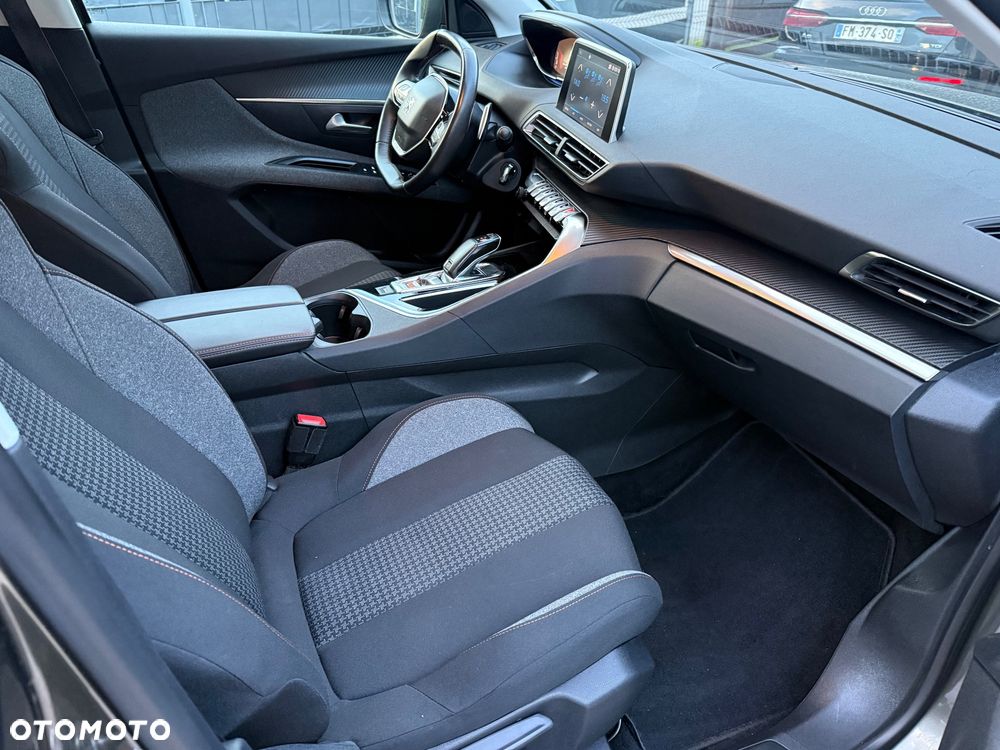 Peugeot 5008 1.5 BlueHDi Allure S&S EAT8 - 11