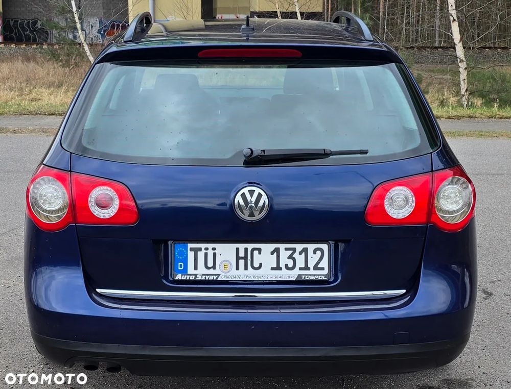 Volkswagen Passat 1.9 TDI DPF Individual - 6