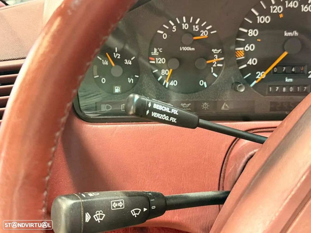 Mercedes-Benz SL 500 Standard - 33