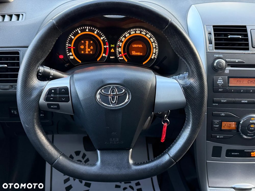 Toyota Corolla 1.6 Premium - 5