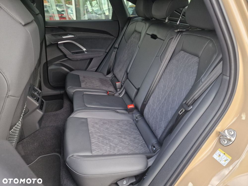 Audi Q5 Sportback - 18