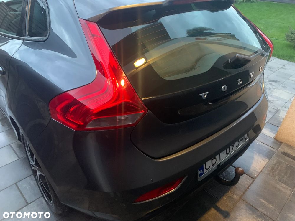 Volvo V40 D2 Momentum - 13
