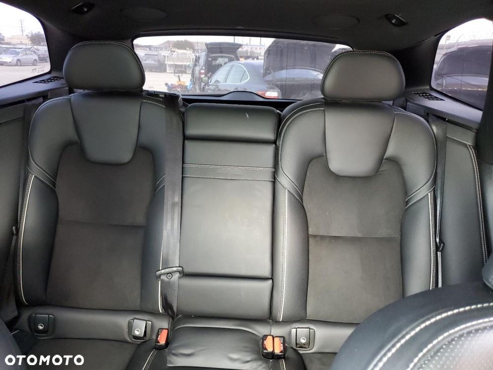 Volvo XC 60 T5 AWD Geartronic RDesign - 10
