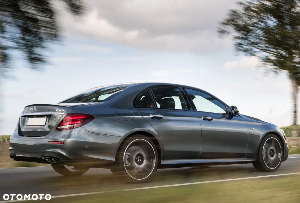 MERCEDES W213 SPOILER LOTKA NA KLAPĘ AMG PODKŁAD! - 8