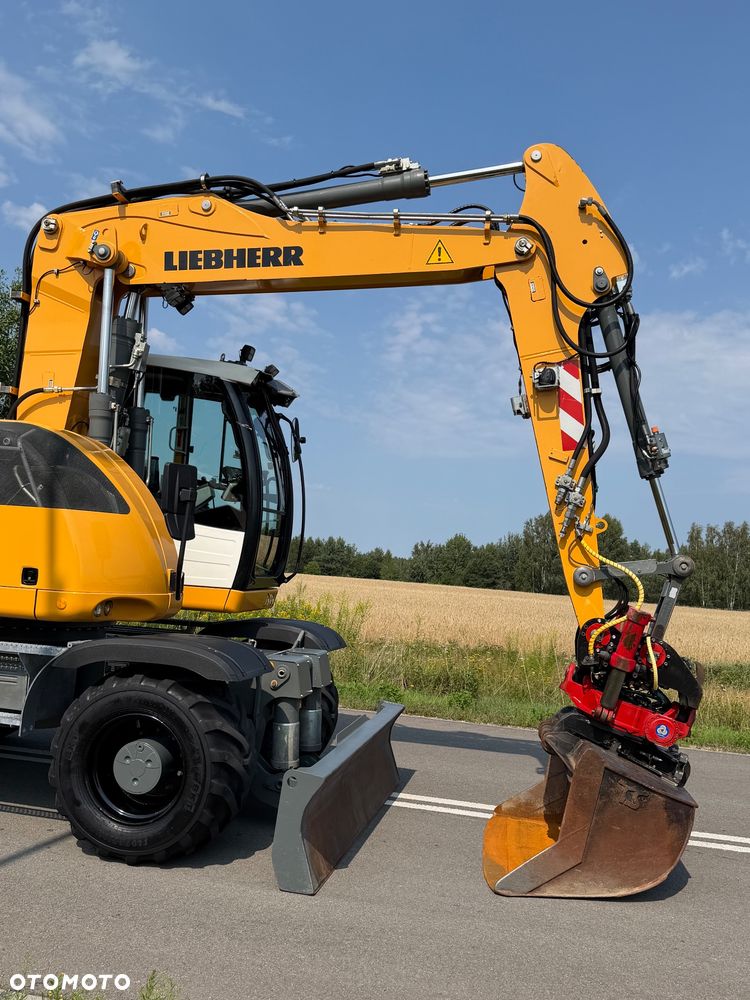 Liebherr A914 compact |rototilt |lapy-plug| - 18