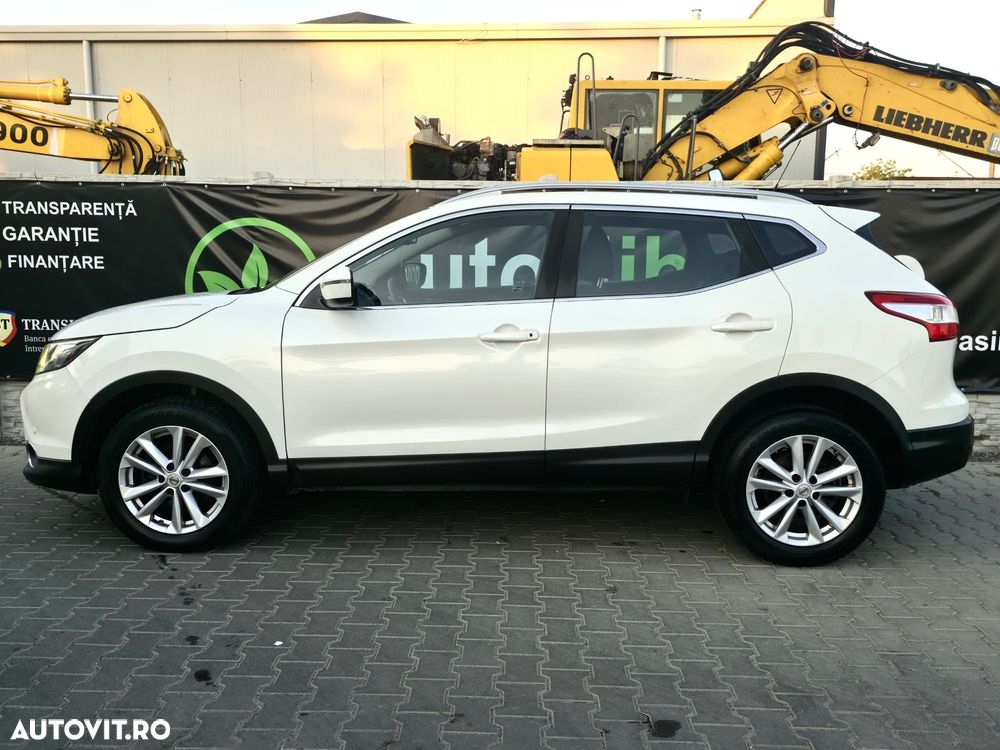 Nissan Qashqai 1.6 DCI Xtronic N-Connecta - 5