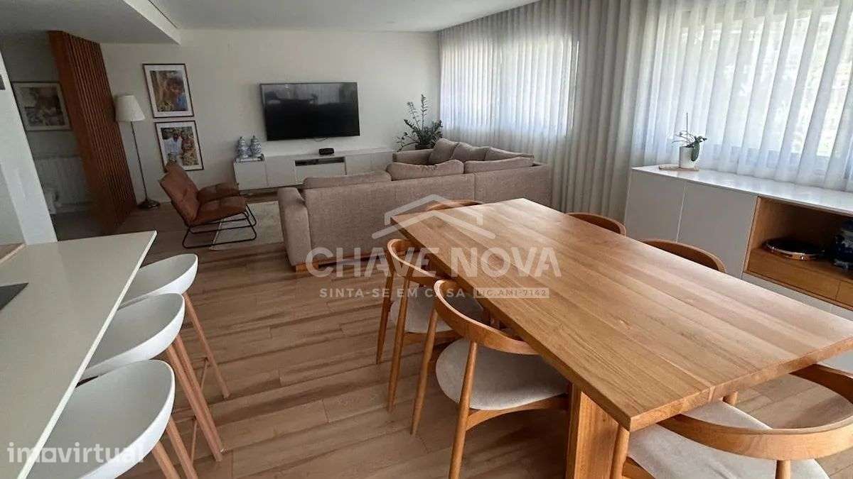 Arrenda-se T3 Mobilado | Terraço e Box Dupla / Madalena – Gaia - Grande imagem: 5/16