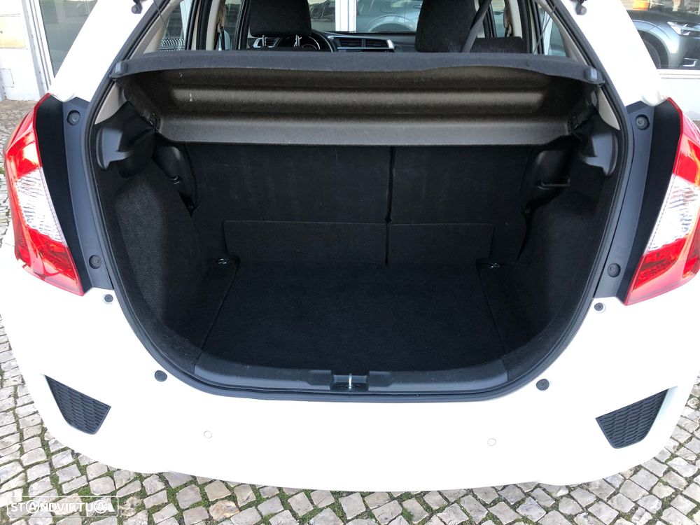 Honda Jazz 1.3 I-VTEC Comfort +Connect.CVT - 12