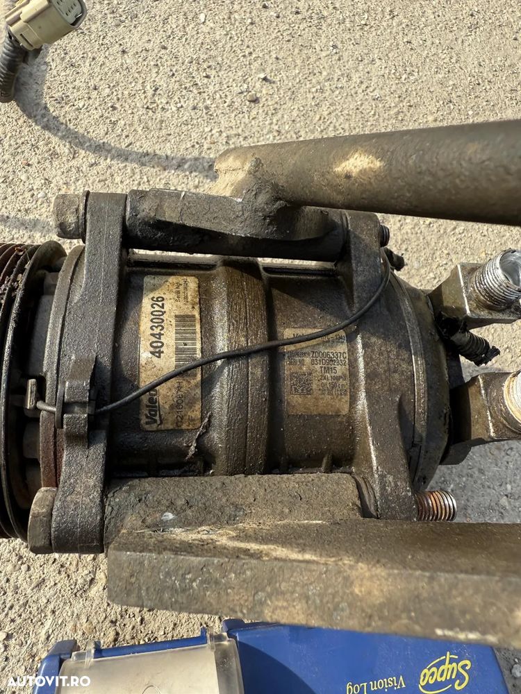 CUB FRIGORIFIC FORD TRANZIT - 4