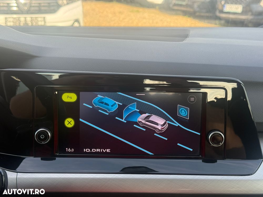 Volkswagen Golf 1.0 TSI Comfortline - 12