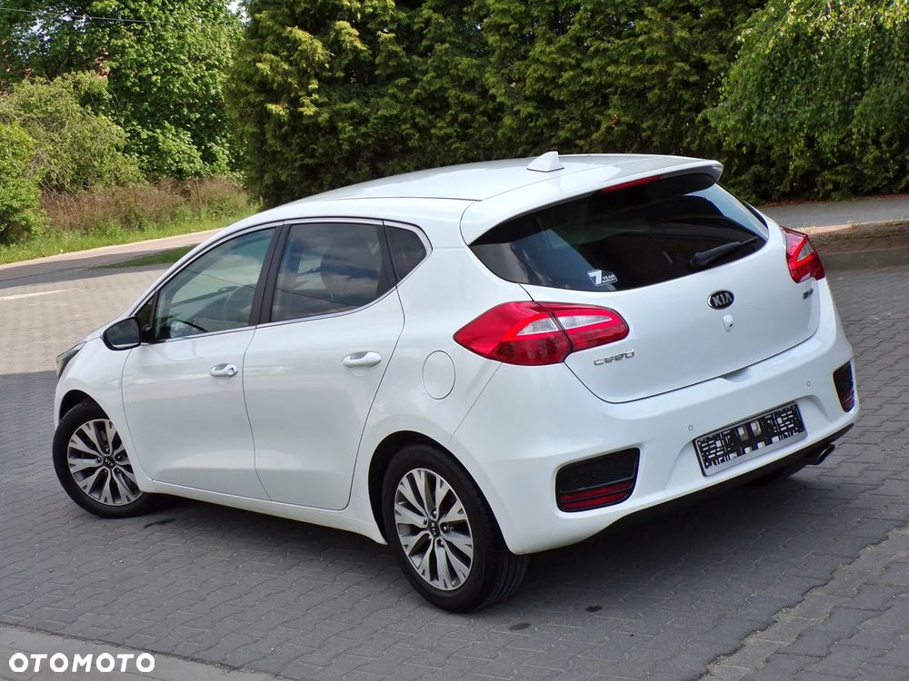Kia Ceed 1.6 CRDi L - 14