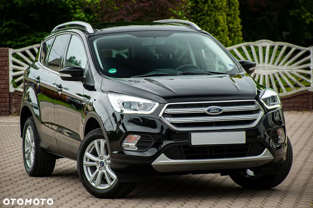 Ford Kuga 1.5 EcoBoost FWD Titanium ASS - 4
