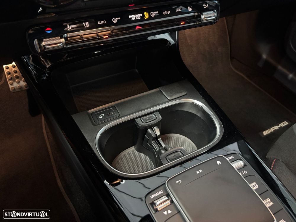 Mercedes-Benz A 250 e 8G-DCT AMG Line - 15