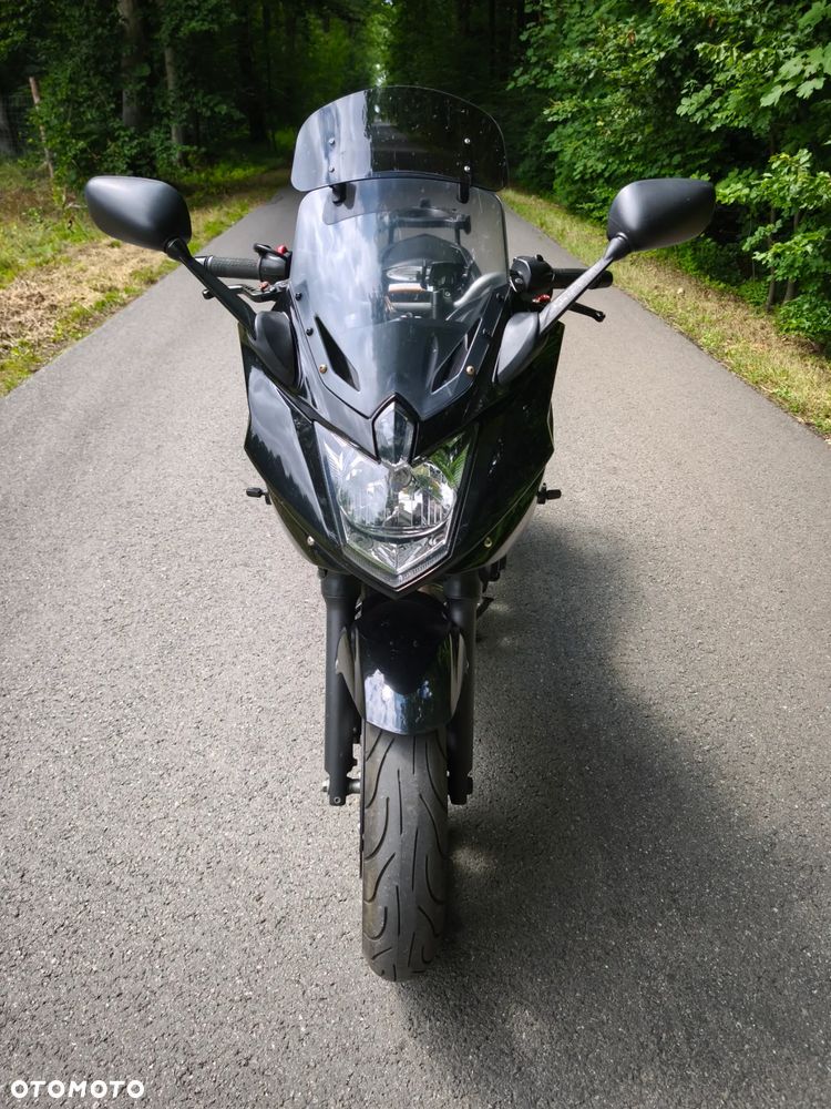Yamaha XJ - 12