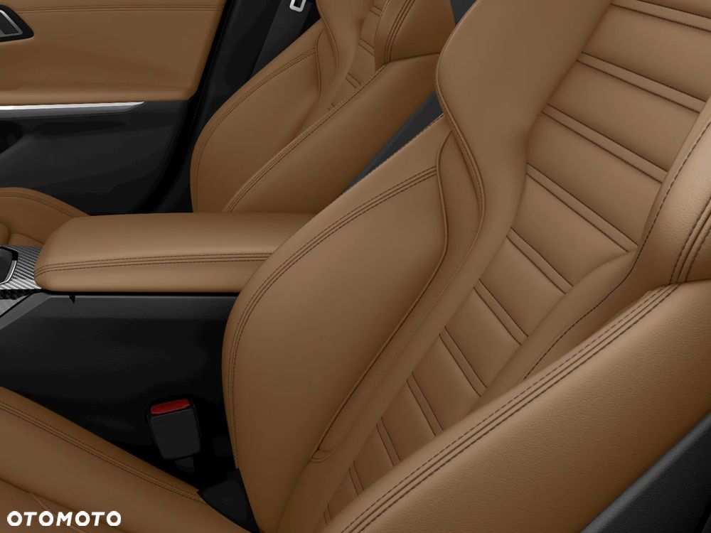 BMW Seria 3 M340i xDrive - 38