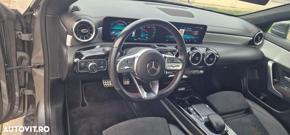 Mercedes-Benz CLA - 16