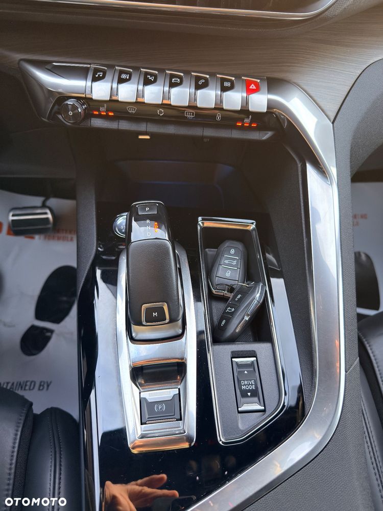 Peugeot 5008 - 32