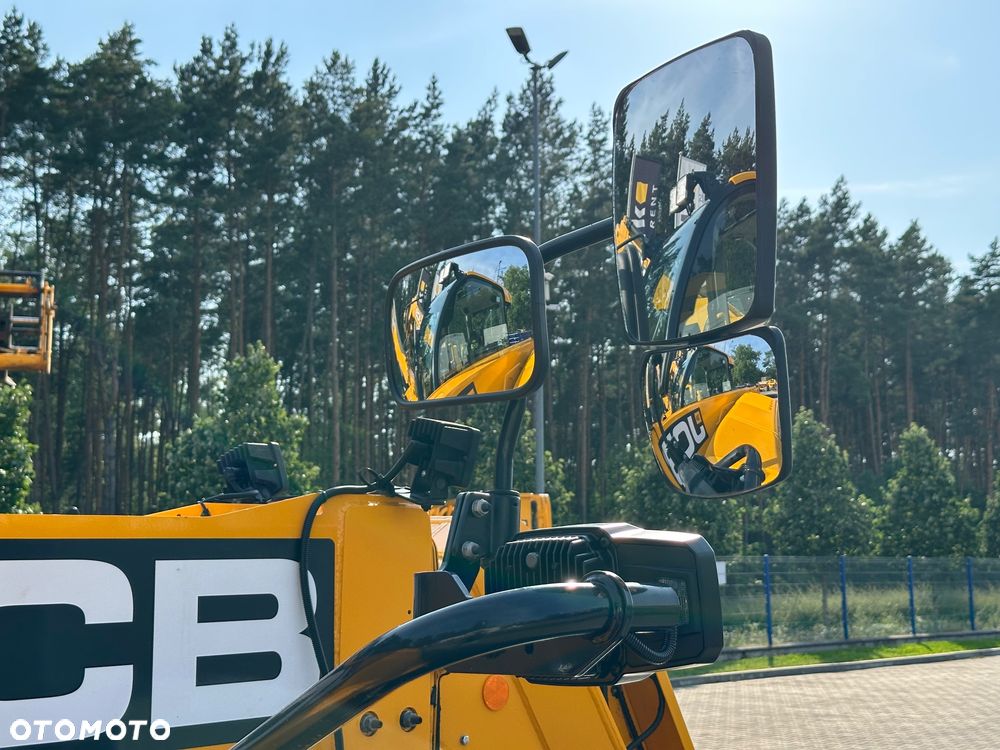 JCB 542-70 Industrial Plus - 22