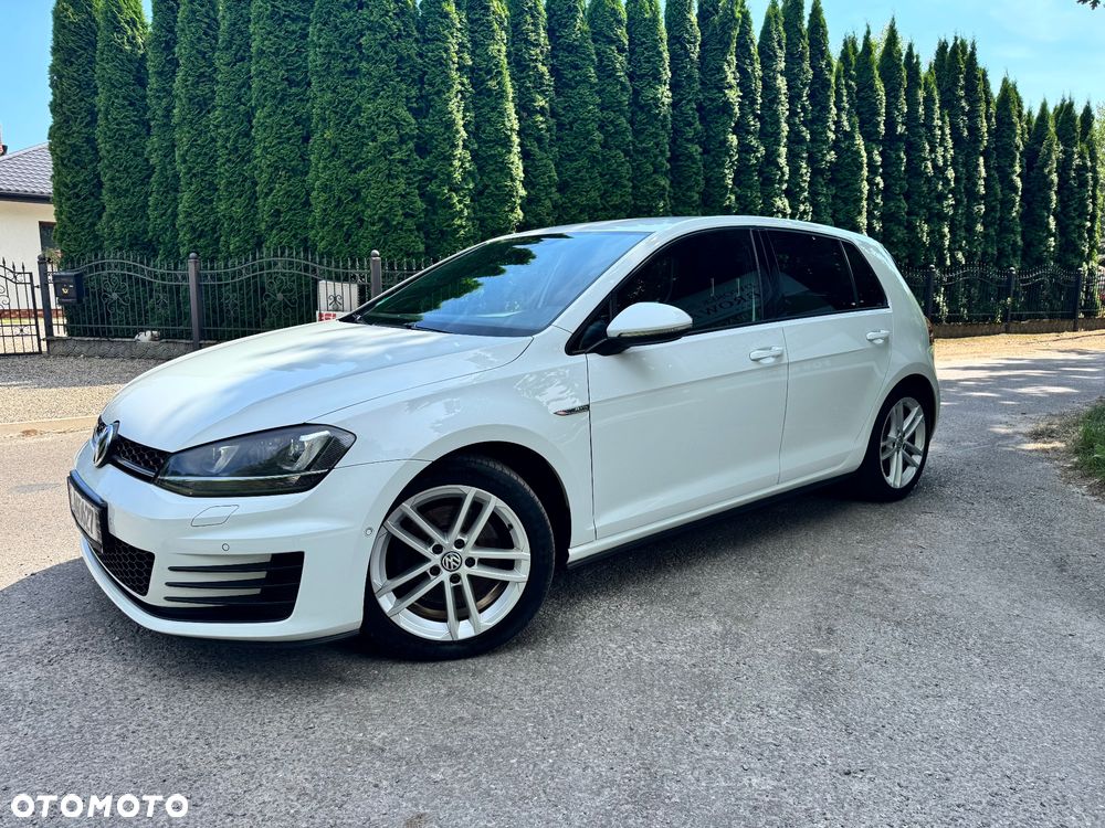 Volkswagen Golf 2.0 TDI BMT GTD - 5