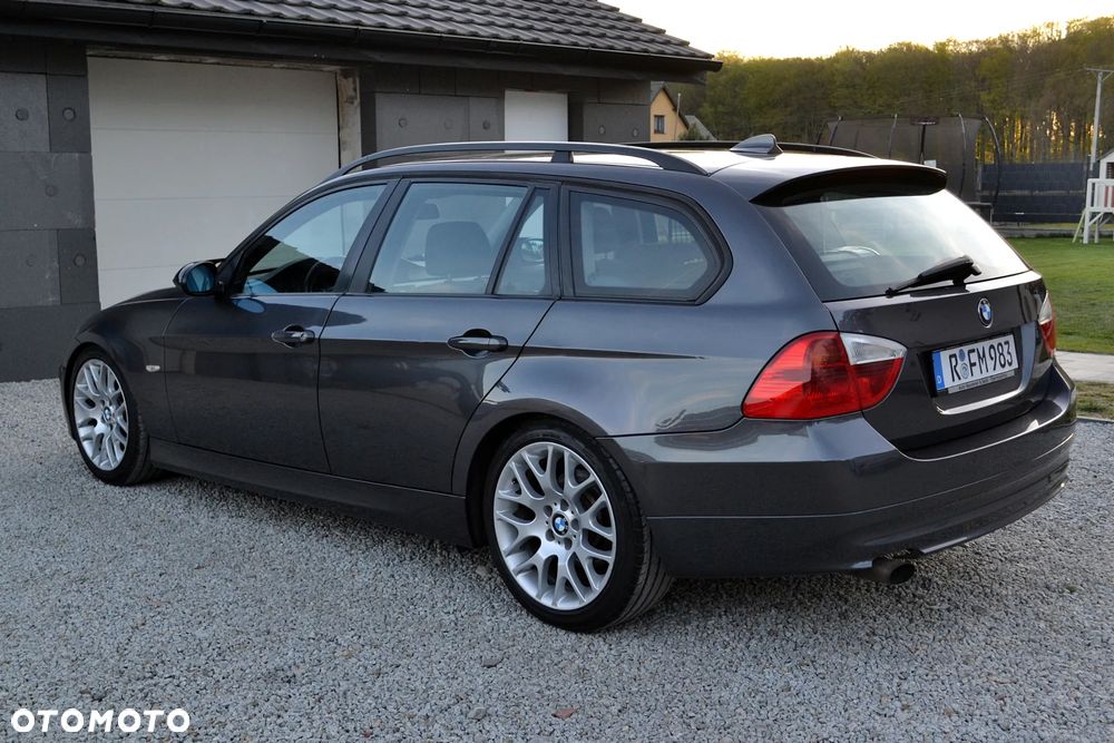 BMW Seria 3 320d DPF - 4