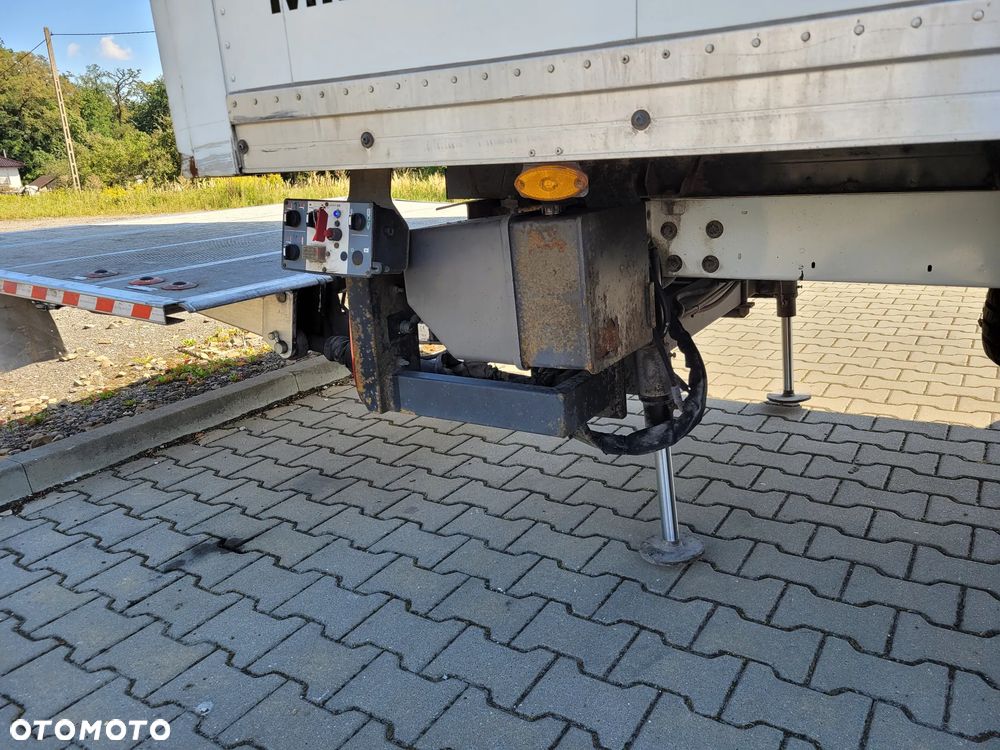 Renault Master - 25