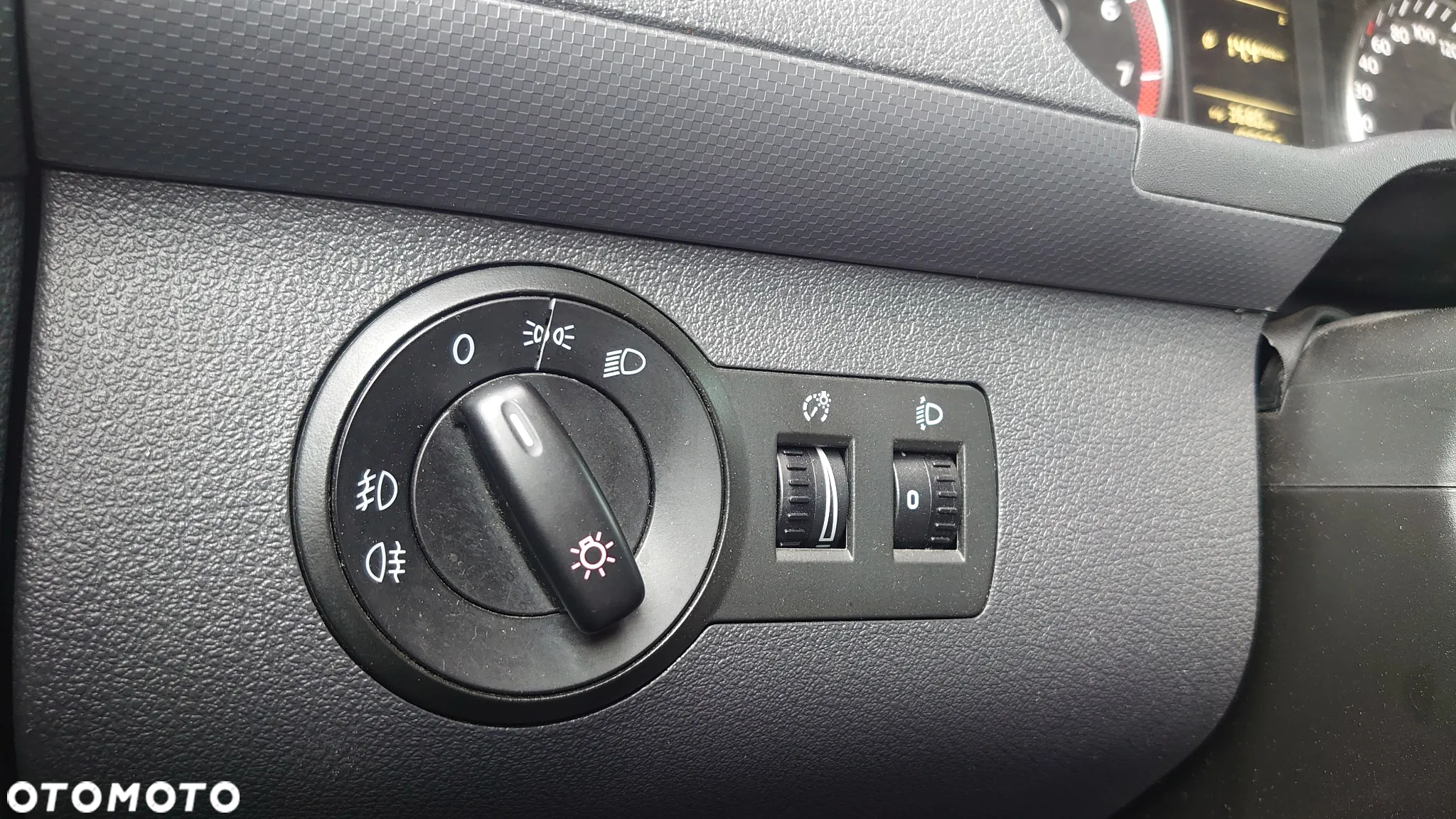 Volkswagen Caddy 1.2 (7-Si.) Edition 30 - 14