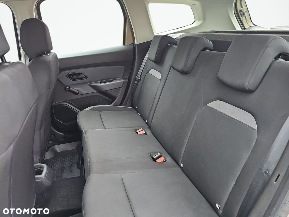 Dacia Duster 1.0 TCe Essential - 22