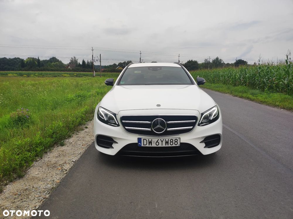 Mercedes-Benz Klasa E 300 de 9G-TRONIC Night Edition - 5