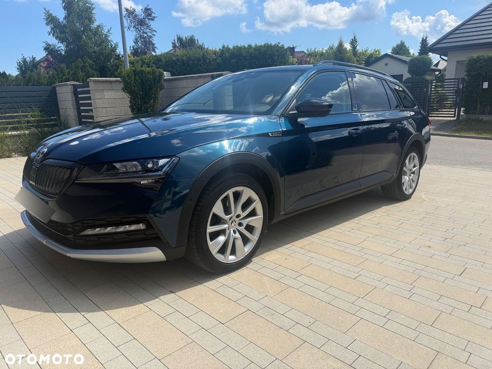 Skoda Superb 2.0 TDI SCR 4x4 Scout DSG - 3