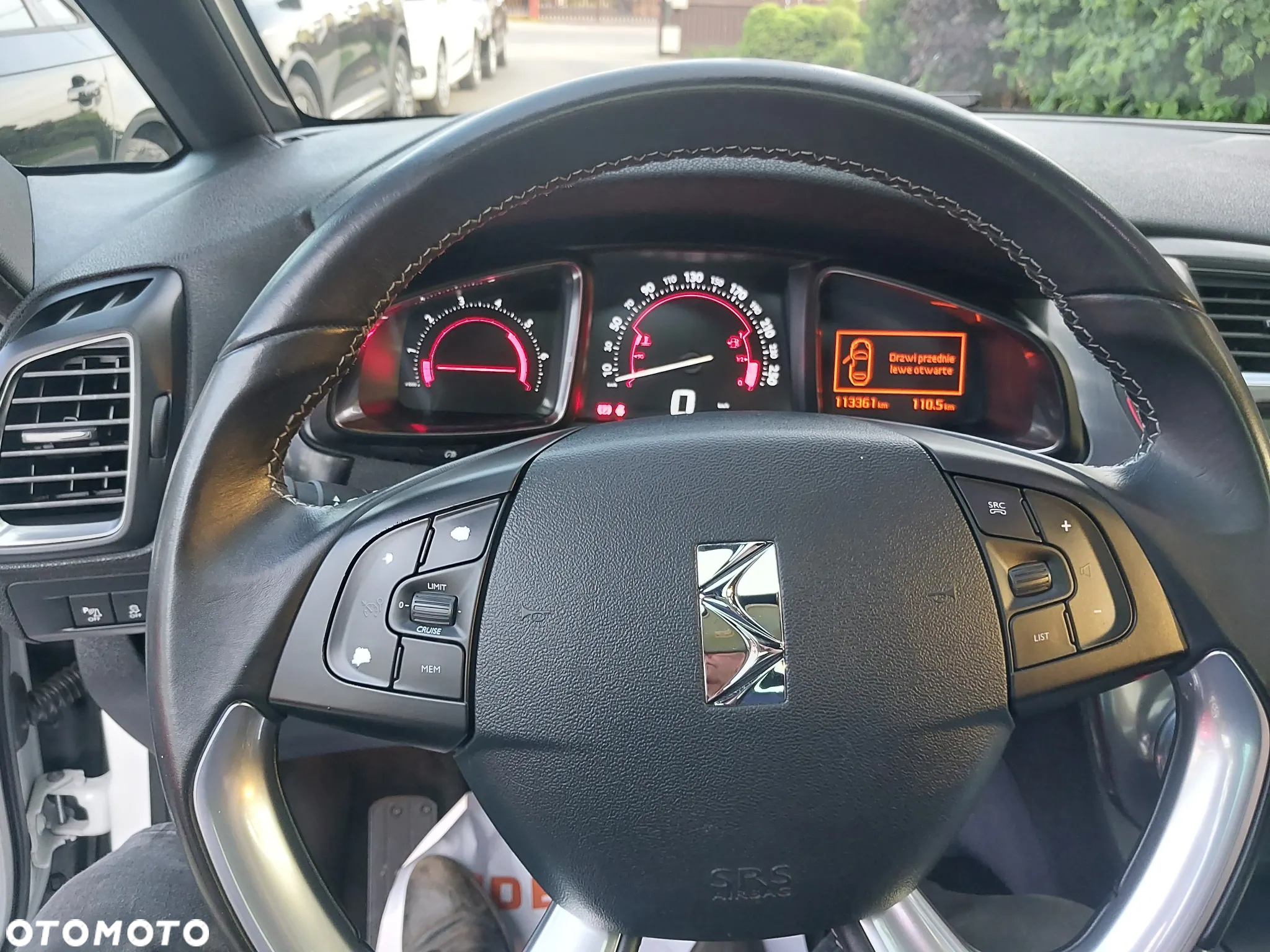 DS Automobiles DS 5 - 17