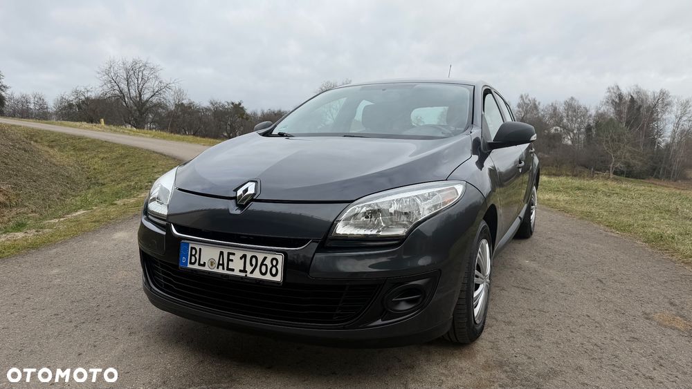Renault Megane 1.6 16V 100 J'taime - 4
