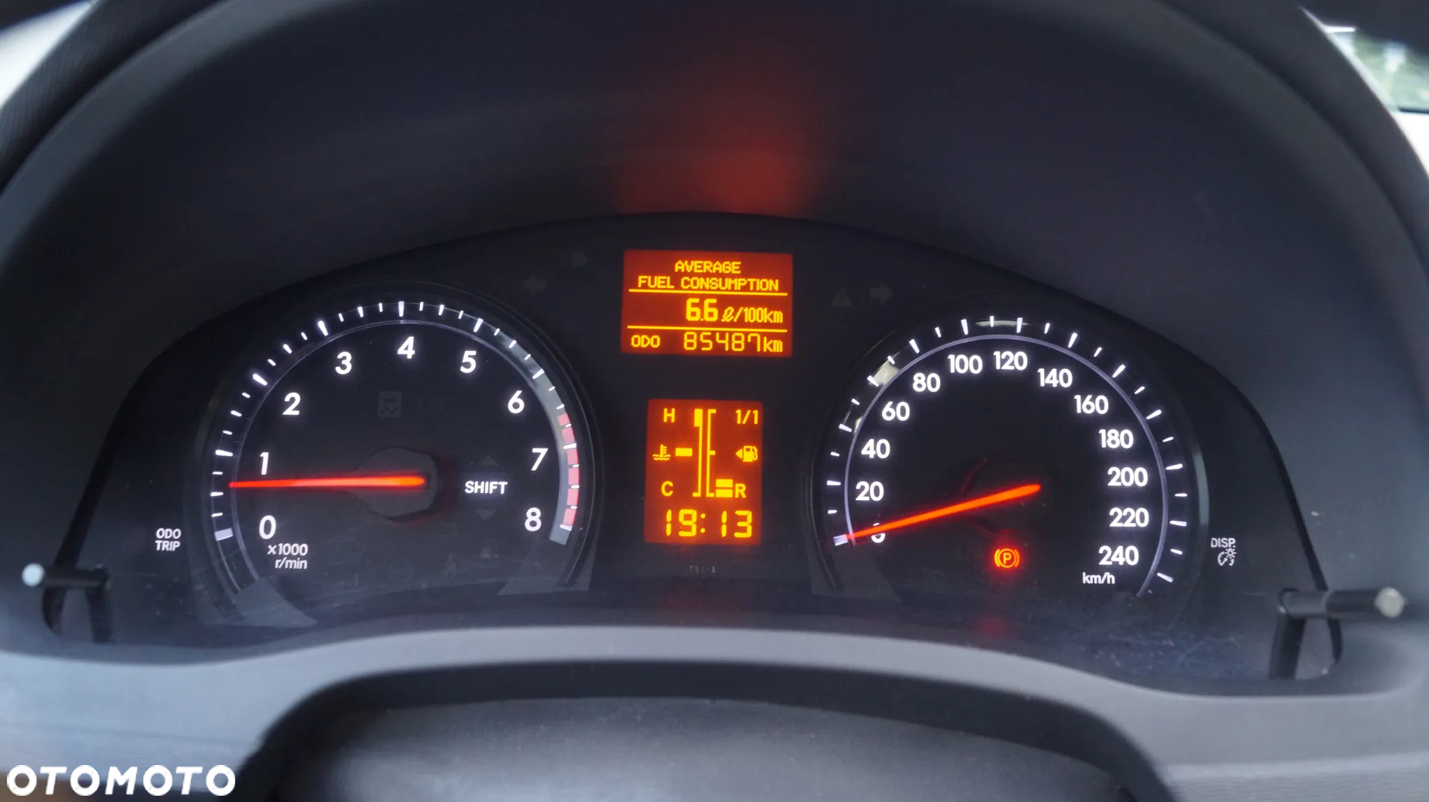 Toyota Avensis 1.8 Sol plus NAVI - 29