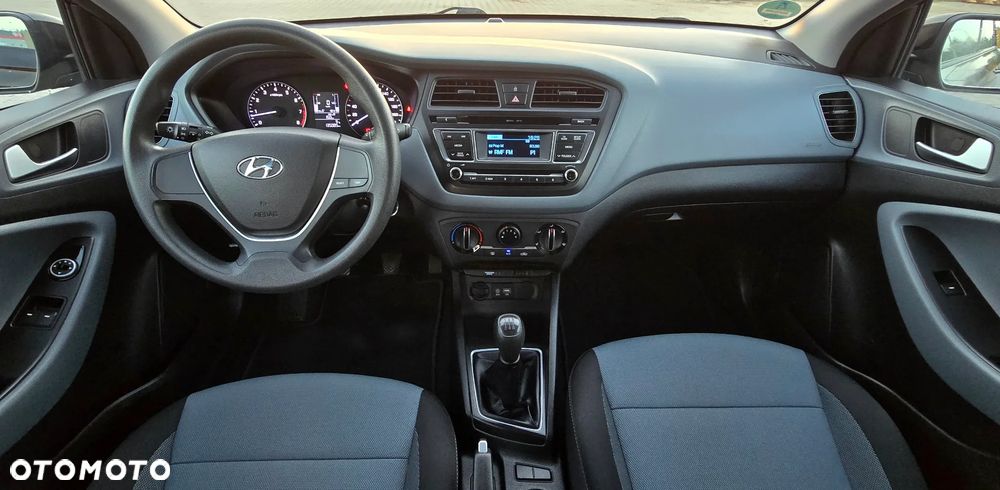 Hyundai i20 1.2 - 7