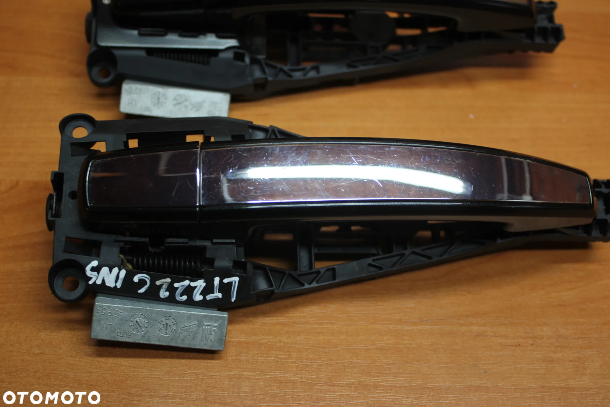 KLAMKI DRZWI ZEWNĘTRZNYCH KOMPLET ZKLUCZYKIEM PRZÓD TYŁ CHROM OPEL INSIGNIA A Z22C EUROPA - 2