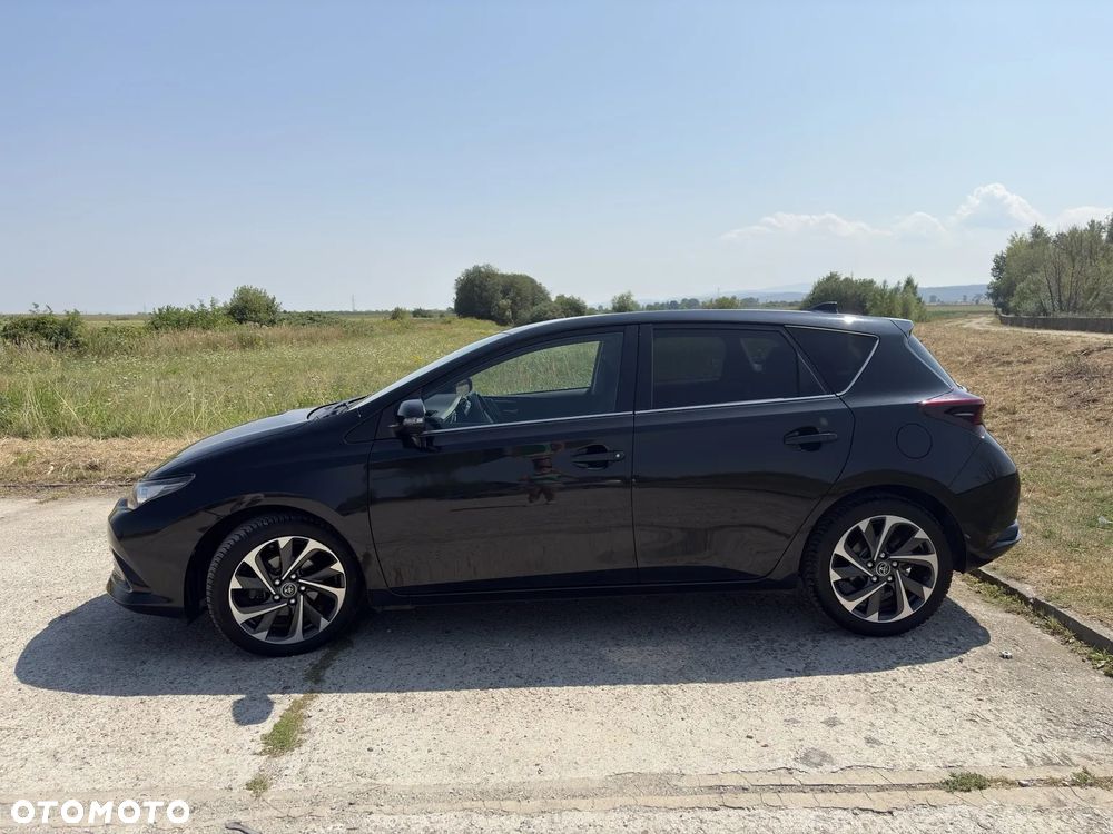 Toyota Auris 1.2 T Selection - 4