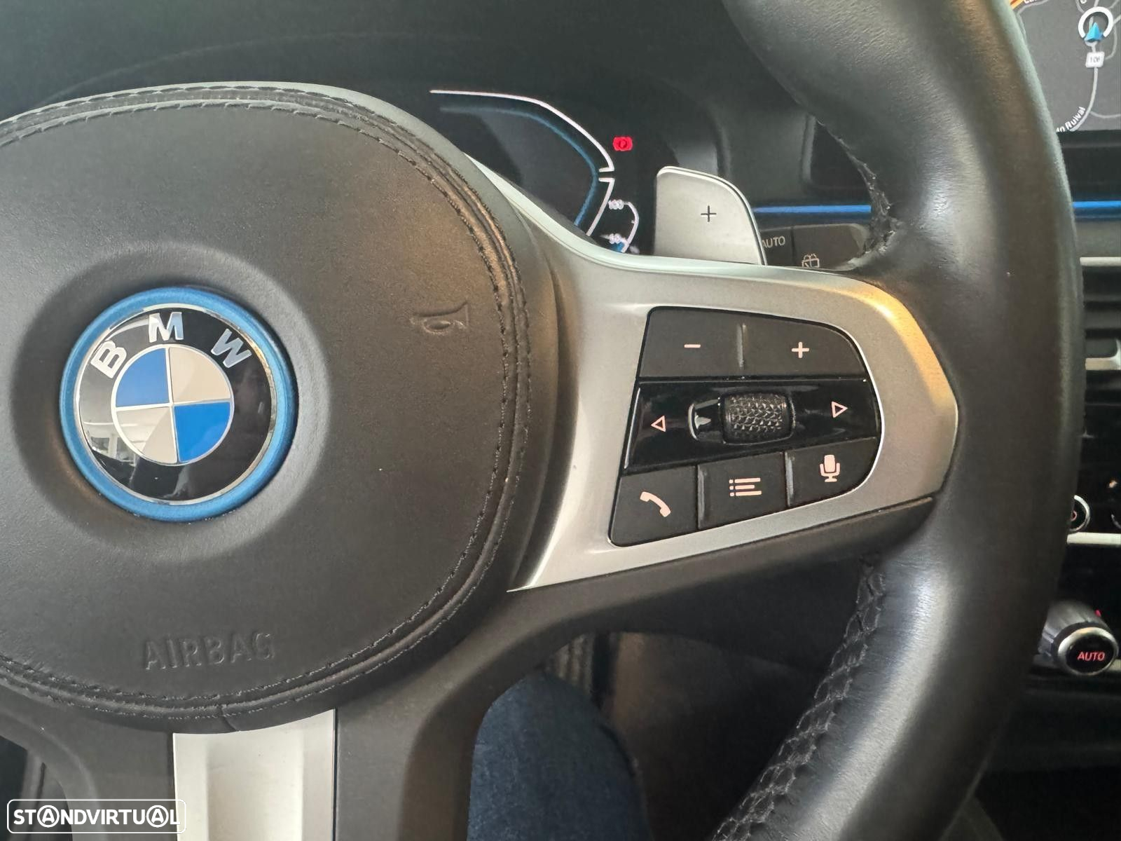 BMW 530 e Pack Desportivo M - 18