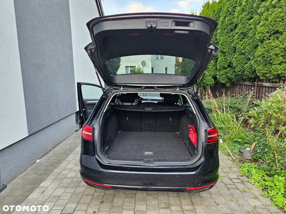 Volkswagen Passat 2.0 TDI (BlueMotion Technology) Comfortline - 9