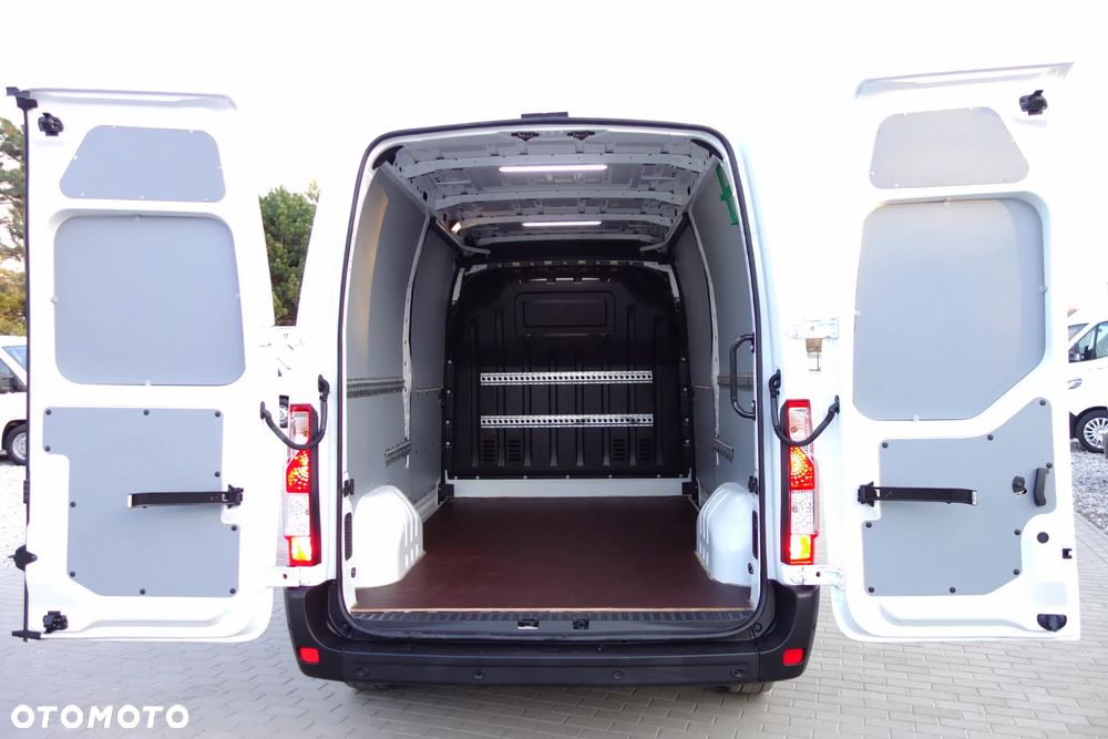 Renault Master 2.3  Dci 150 KM L2H2 Klima Kamera - 9