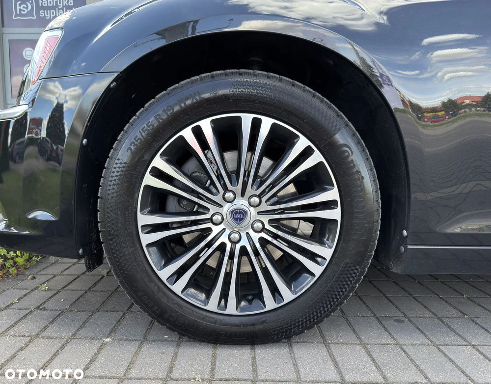 Lancia Thema 3.6 Executive AWD - 15