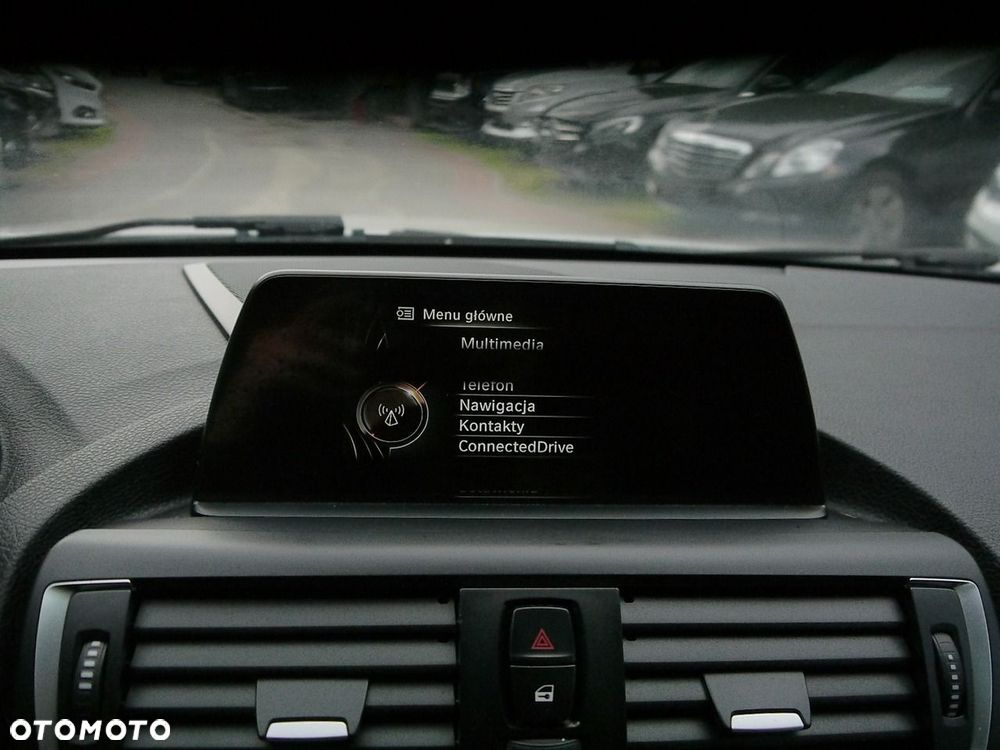 BMW Seria 1 116d Sport Line - 24
