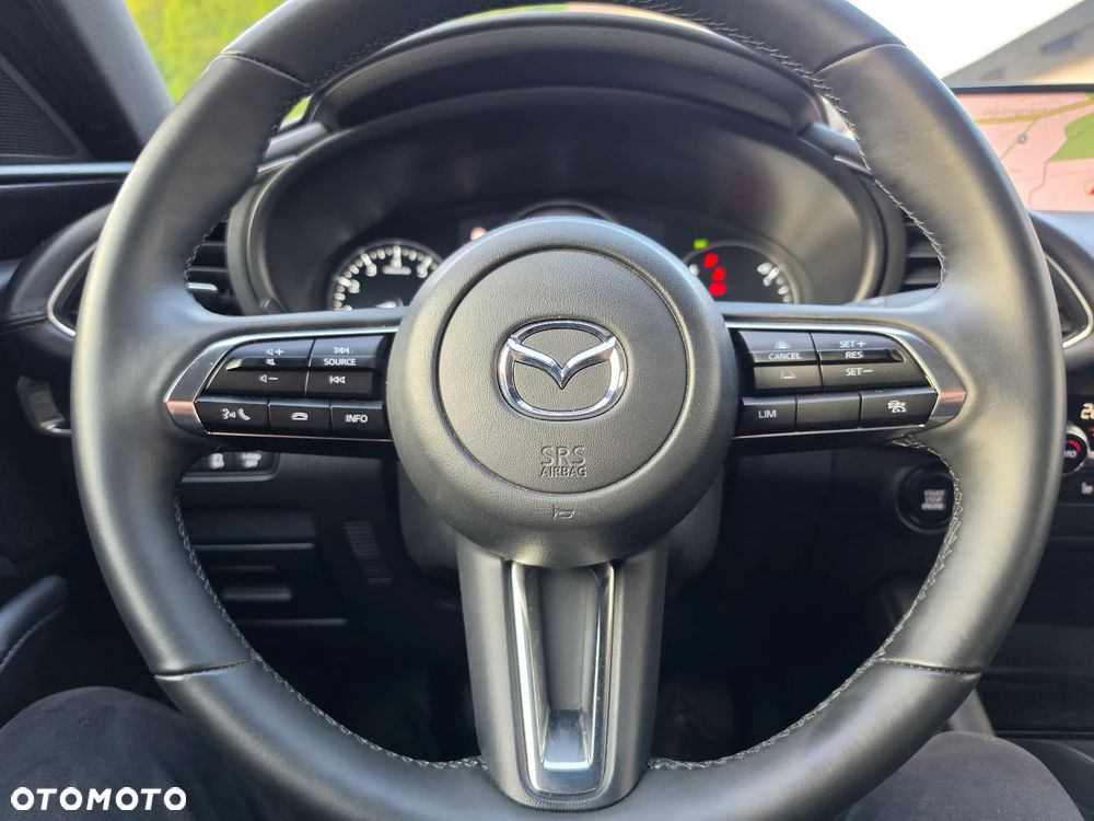 Mazda 3 e-SKYACTIV-G 140 M HYBRID HOMURA PLUS - 28