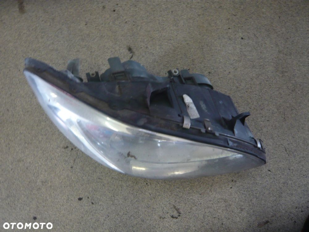 reflektor lampa prawa przód mercedes-benz vito - 2