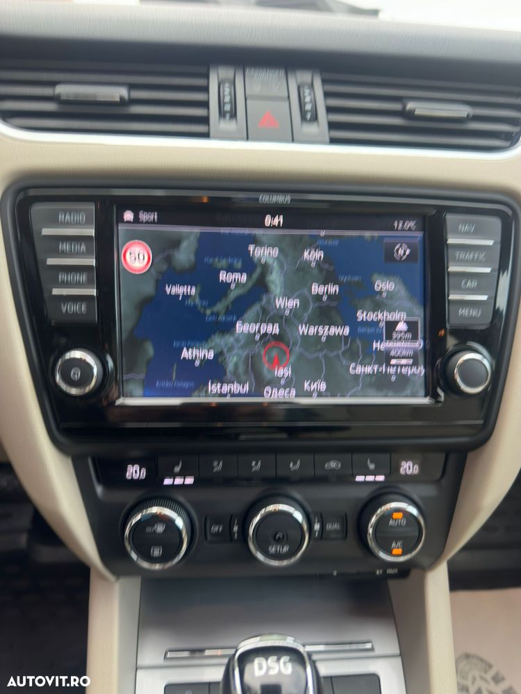 Skoda Octavia 2.0 TDI Green tec DSG Elegance - 14