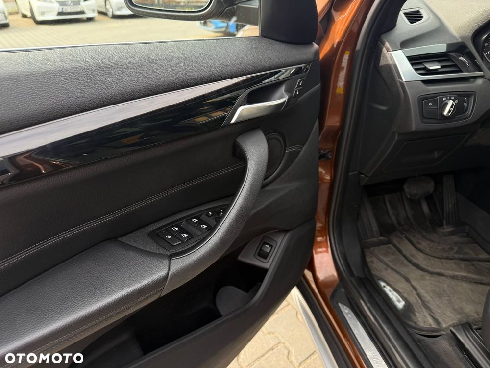 BMW X1 - 16
