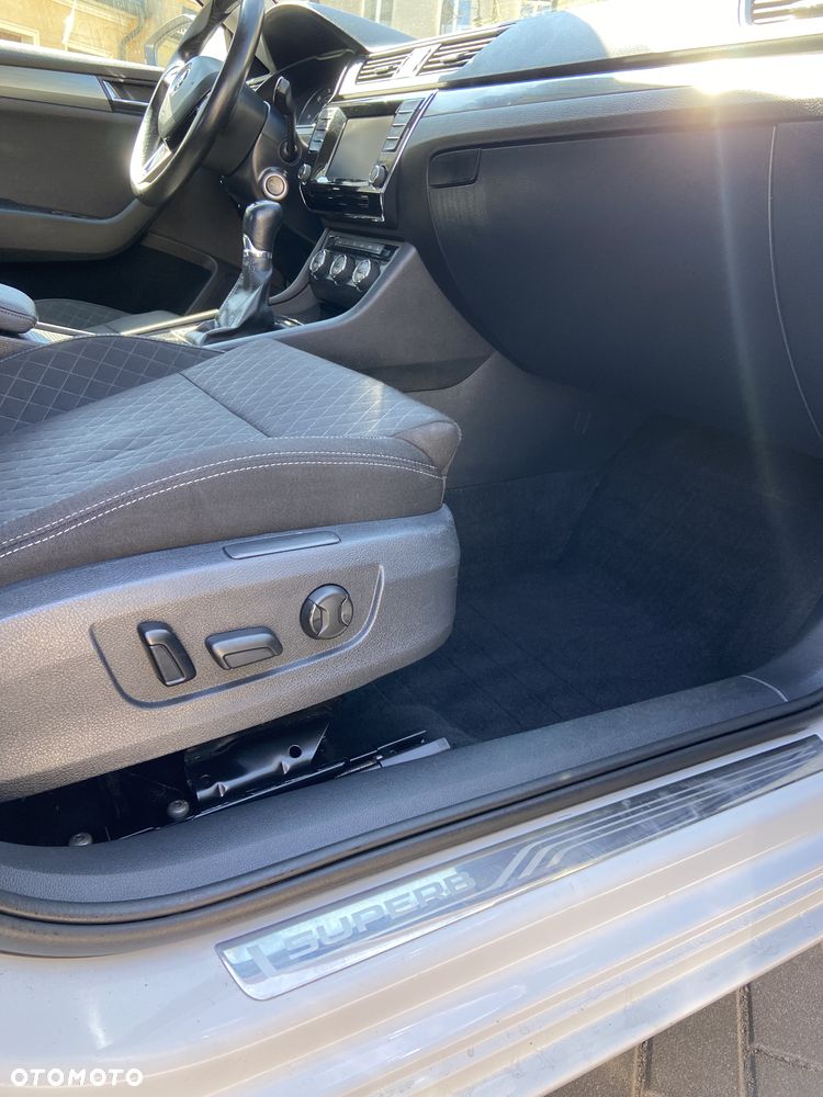 Skoda Superb 2.0 TDI Ambition - 20