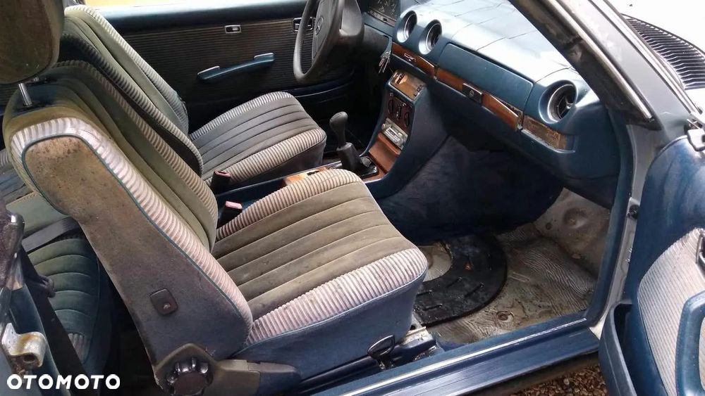 Mercedes-Benz W123 - 6