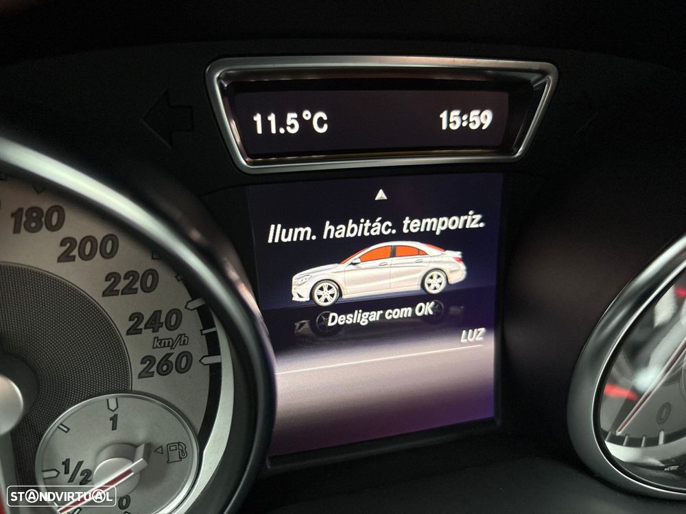 Mercedes-Benz CLA 200 CDI Urban - 34