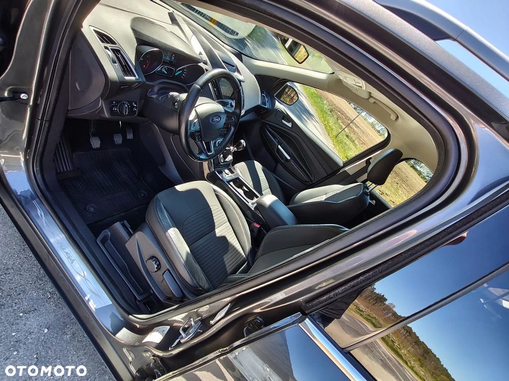 Ford Kuga - 16