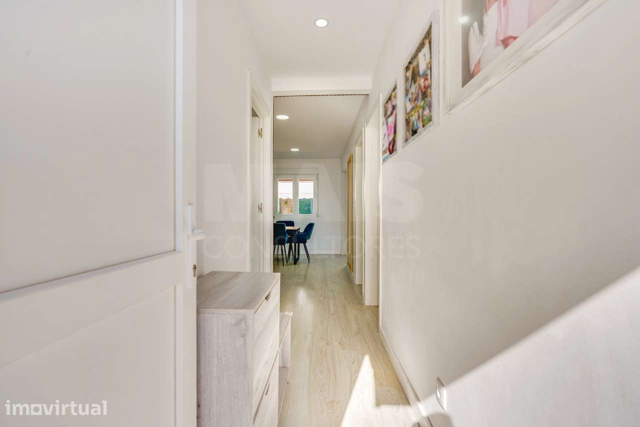 Moradia T2 Remodelada em Queluz - Grande imagem: 2/21