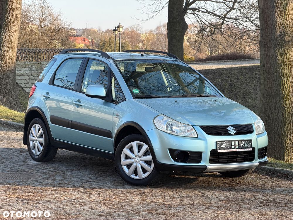 Suzuki SX4 1.9 DDiS DPF 4x4 Club - 2